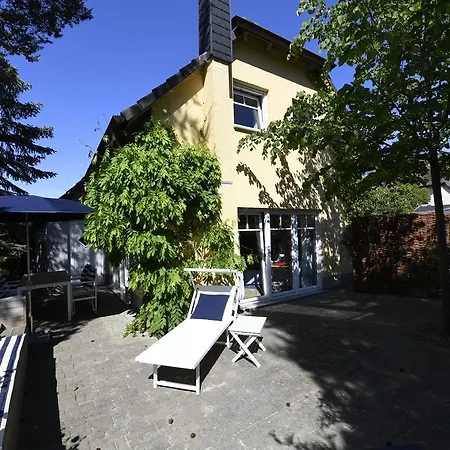 Haus Baabinchen - Mit Kamin Und Terrasse Appartamento Baabe